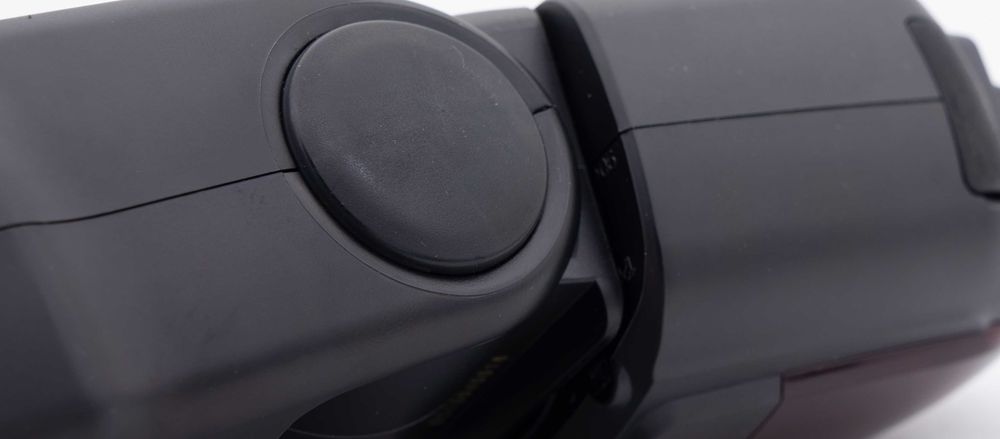 Blit Nissin Di700A patina Fujifilm mirrorless ( nou) Lichidare