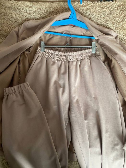 Женский костюм двойка