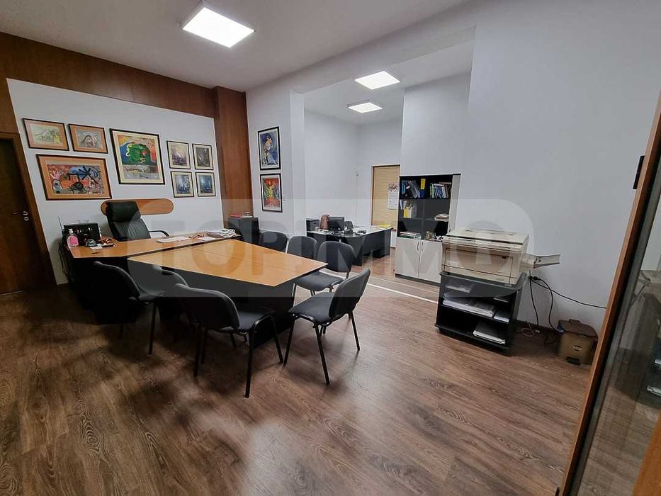 Продава се Магазин в Варна, Център - 198 кв.м за 1768 €/кв.м - Снимка #1