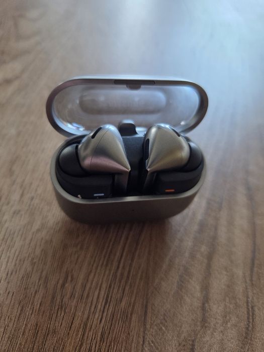 Samsung Galaxy Buds 3Pro silver слушалки