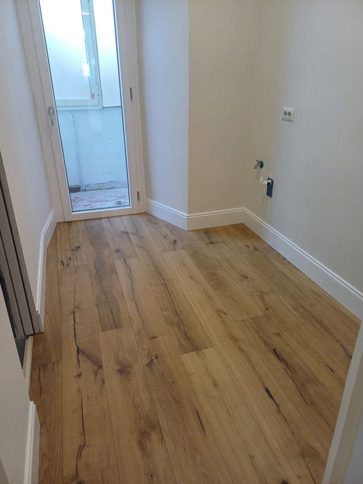 Parchet Laminat Si Spc