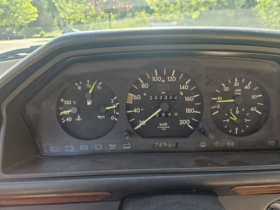 Vand Mercedes w124 200d