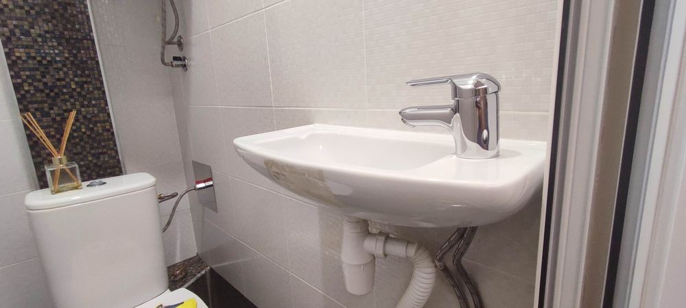 Мивки за баня със смесители