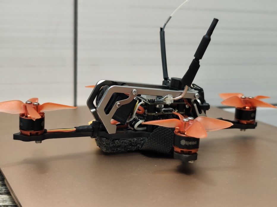 Dronă fpv 3 inch stare impecabilă