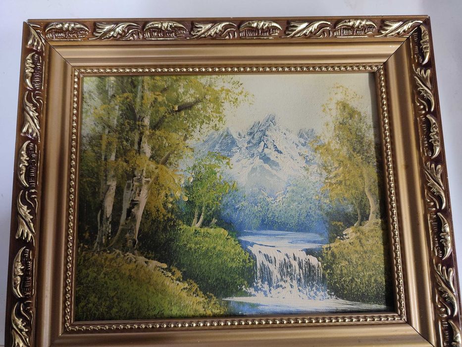 Продавам картини