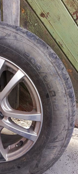 Продам комплект шины с дисками