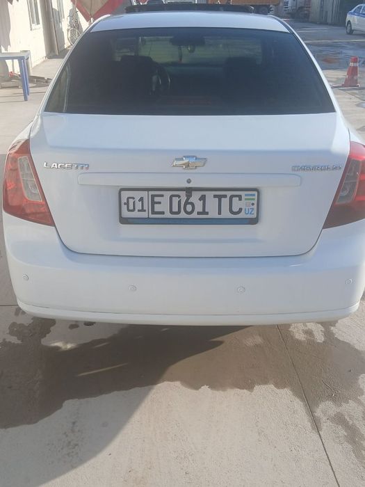 Lasetti 2010 yil sotiladi