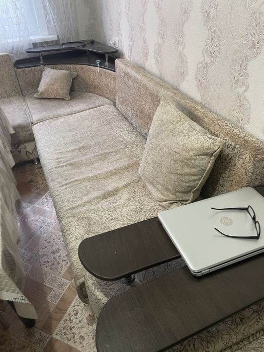 Продам диван в хорошем состояний