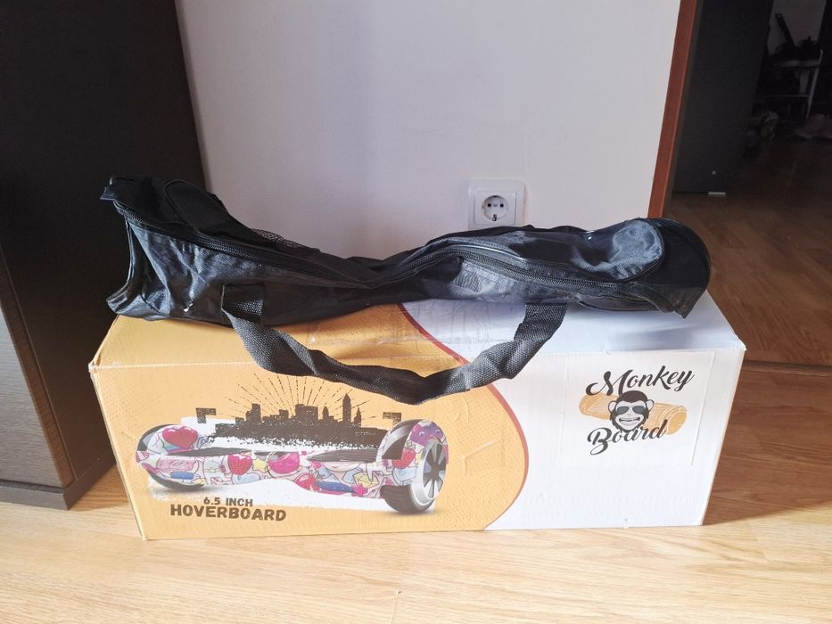 Hoverboard Monkey