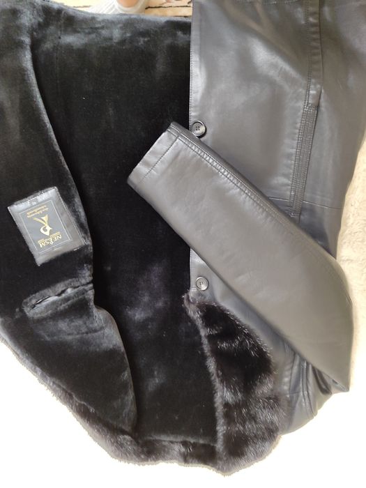 Продам мужскую дубленку