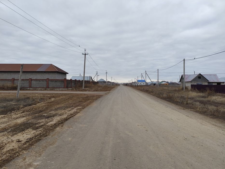 Участок 25 соток продам п.Каражар