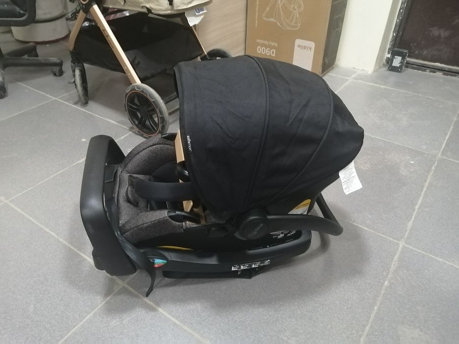 Детское кресло автомобильное