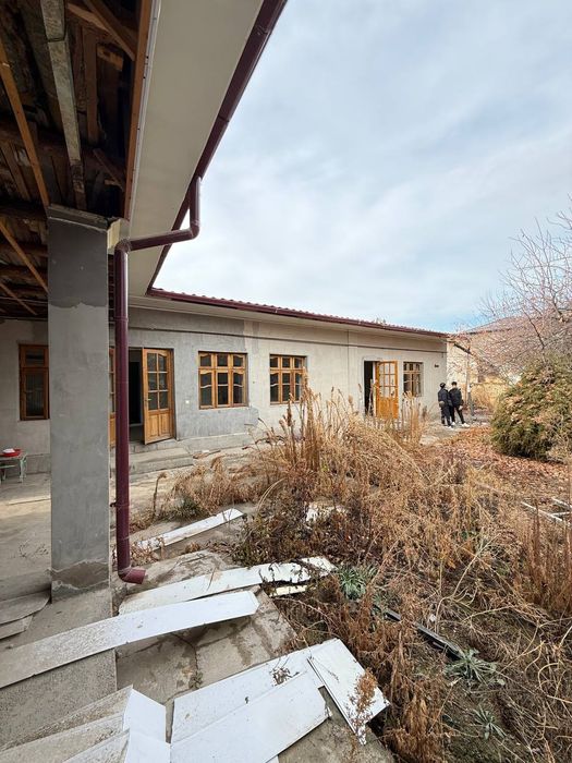 Циолковского. Срочно!  Участок 7,6-Сотки. Фасад 24х32.