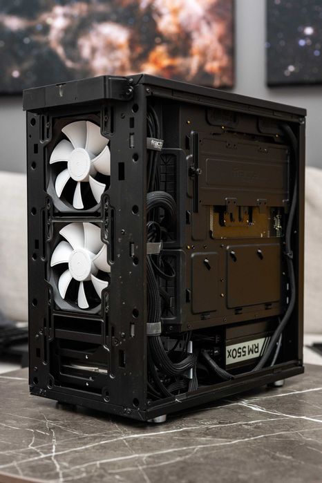 Настолен Компютър Ryzen 5 5600X, DDR4 32GB @3000, ZOTAC GTX 1080 AMP Extreme 8GB, Windows 11 Pro