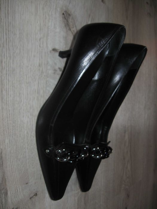 Prada дамски оригинални обувки 37 номер