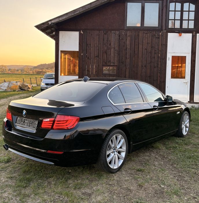 BMW Seria 5 F10 520D Limousine / recent adus in tara / manuala / stare impecabila /