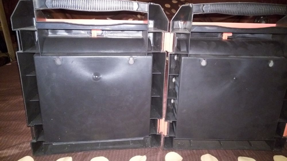 Valiza cu 30 locase de depozitare