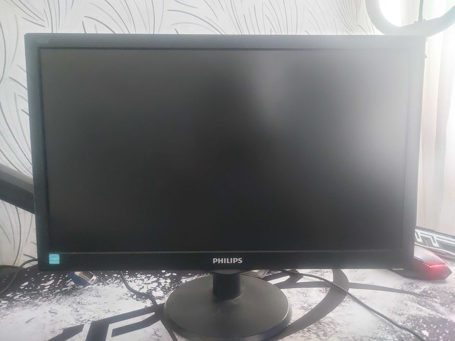 Монитор Philips 19,5 дюймов
