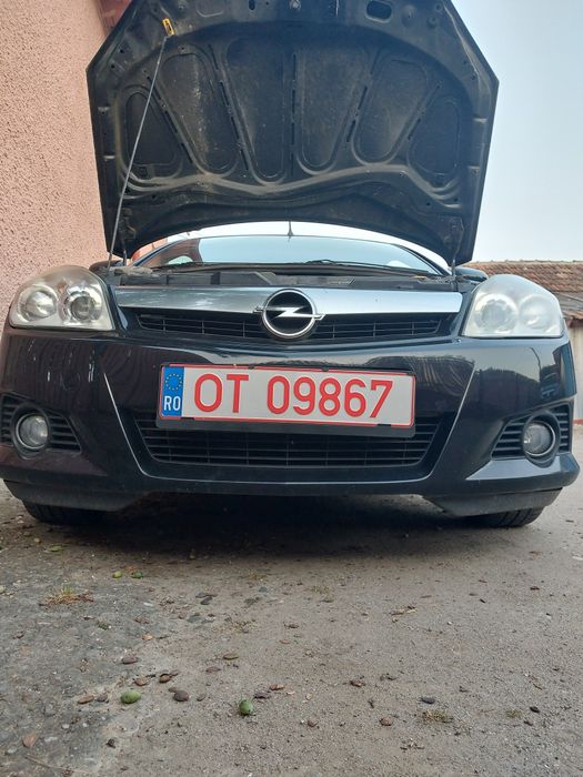 Faruri Opel Tigra Cabrio Decapotabila 2008