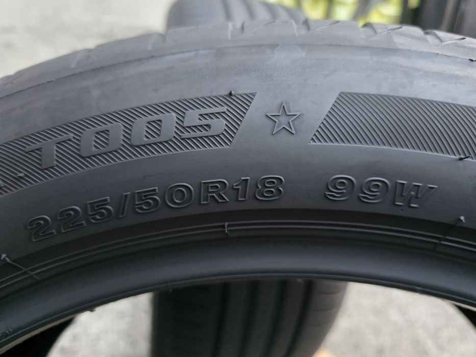 Vând patru anvelope de vara Bridgestone  225 50 18 /  255 45 18  dot 1121
