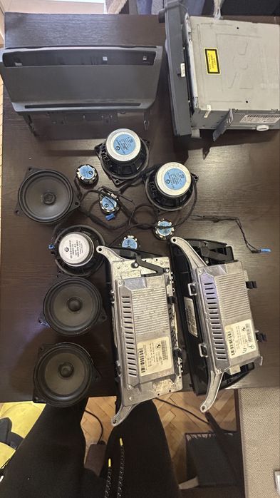 Дисплей,тонколони BMW E70-E71