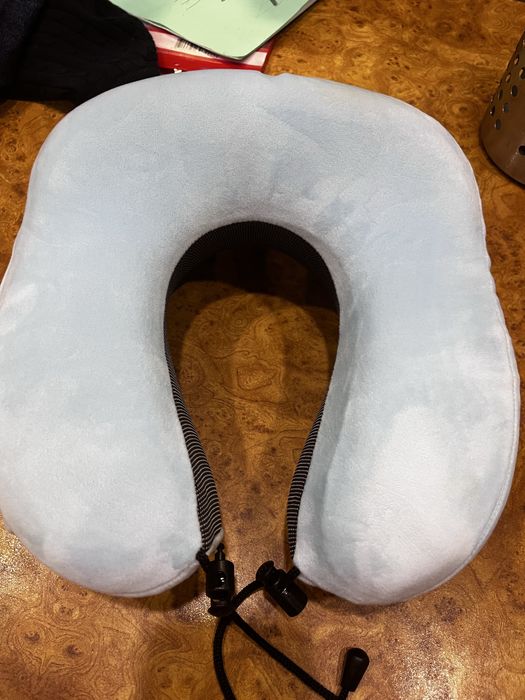 Подушка дорожная