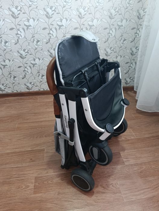 Продам детскую коляску б/у