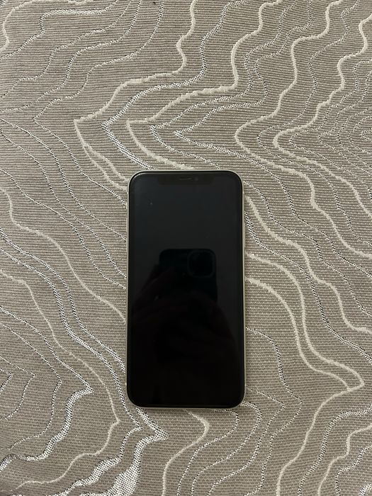 Продам iphone 11