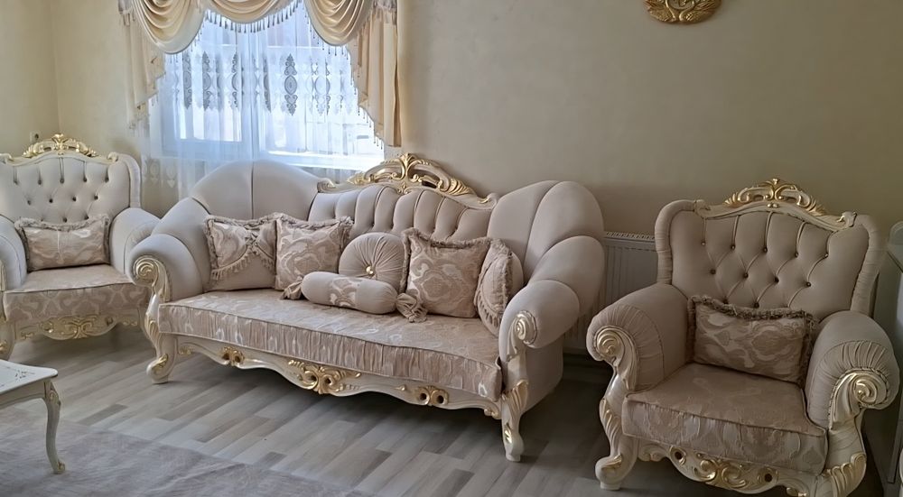 Продавам мебели бароко от чист бук