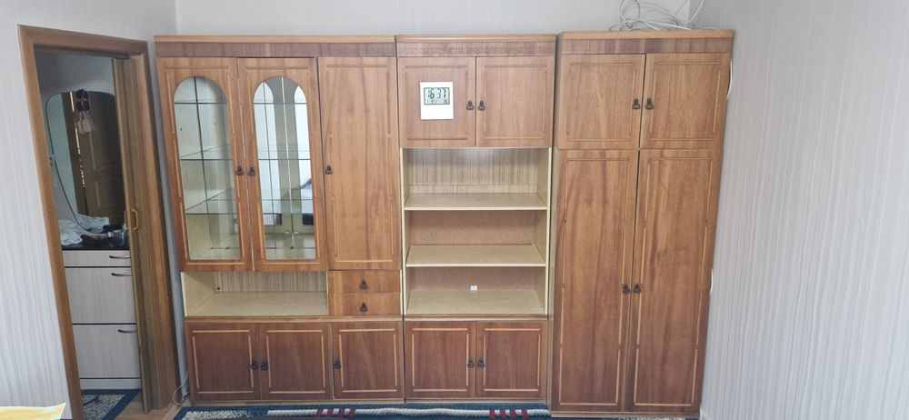 Шкафы-стенка в зал