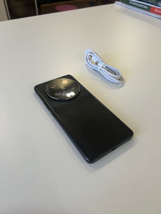 Продам Xiaomi 13 Ultra