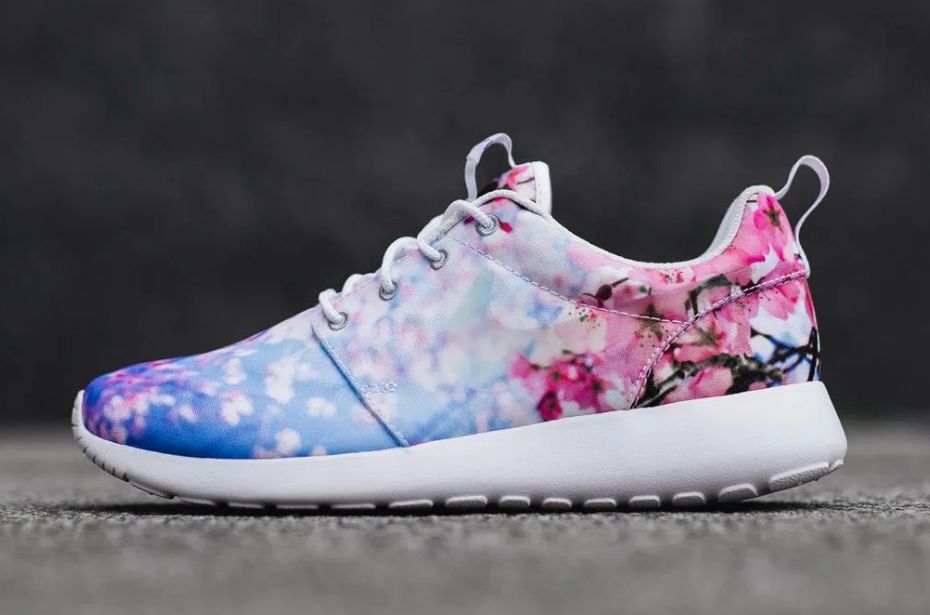 Дамски маратонки NIKE 37.5 номер