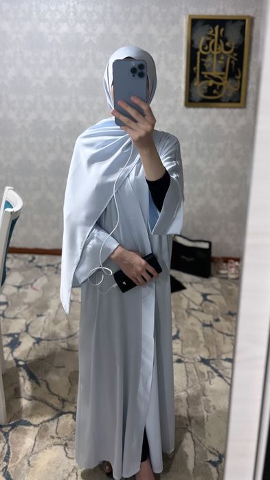 Продается Абая с платком новый