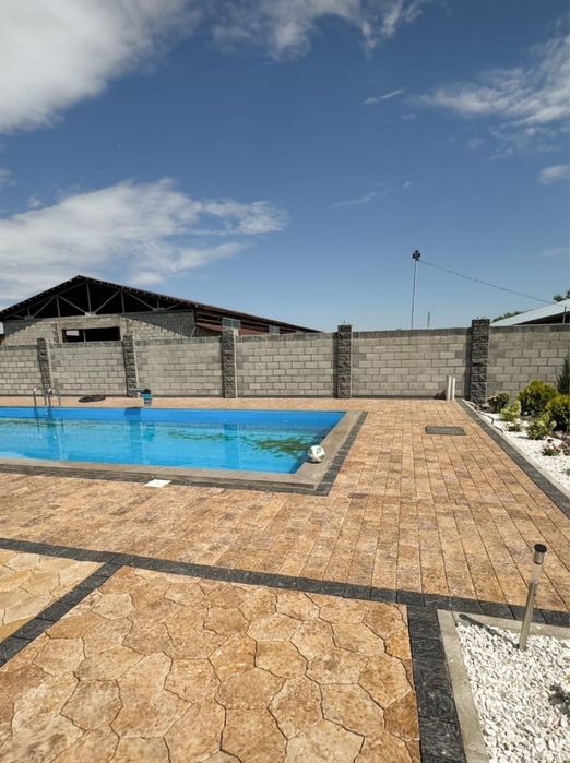 Укладка тротуарной плитки (брусчатки)