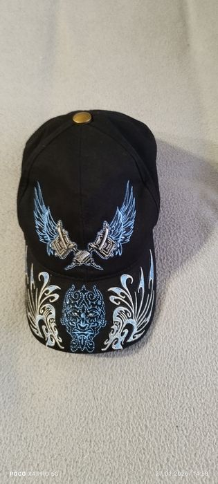 Метал шапка лятна