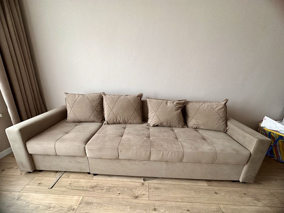 Диван в хорршем состоянии