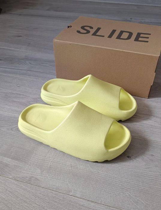 Yeezy slide originali