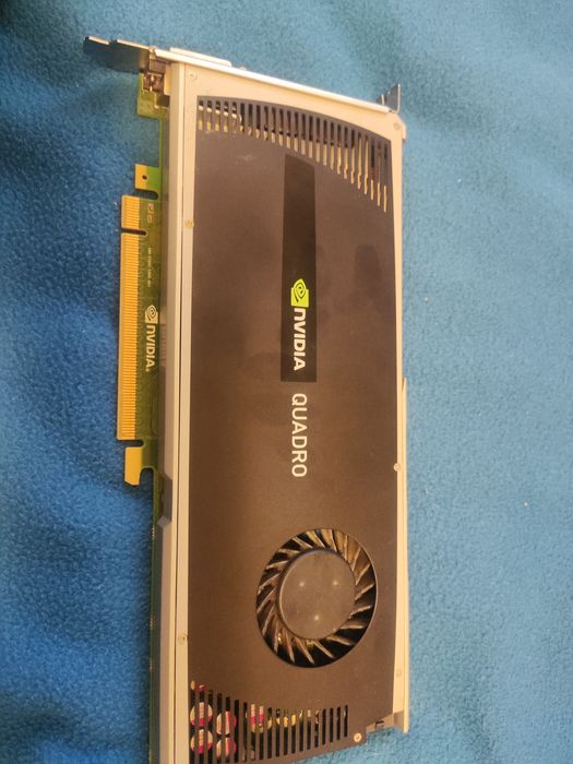 Професионална видео карта Nvidia quadro 4000-2 gb