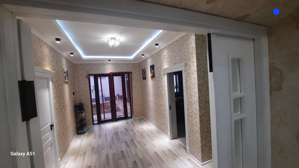 Срочно! 3,5 сот. Новый евродом 4+кухня+подвал+холл!Янги хов