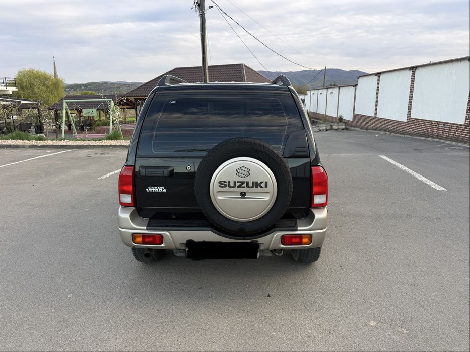 Suzuki Grand Vitara 2L Diesel-4x4