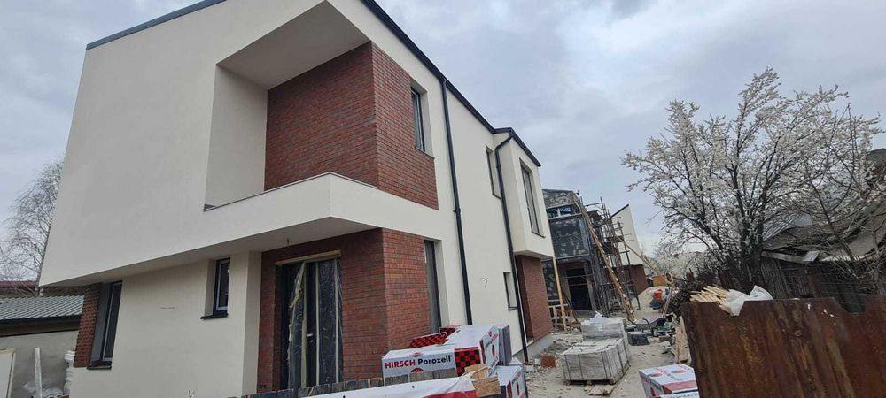 Tencuiala decorativa manopera aplicatori