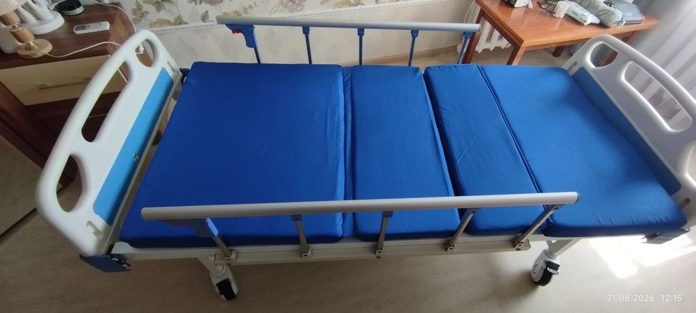 Медицинская кровать
