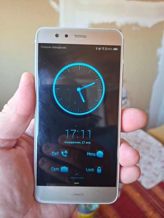 Мобилен телефон...HUAWEI P10 lite