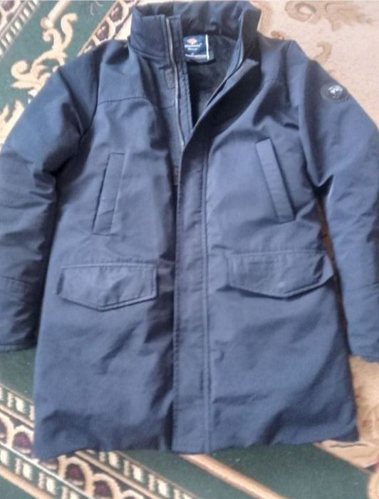 Продам Мужской зимний куртка размер 52