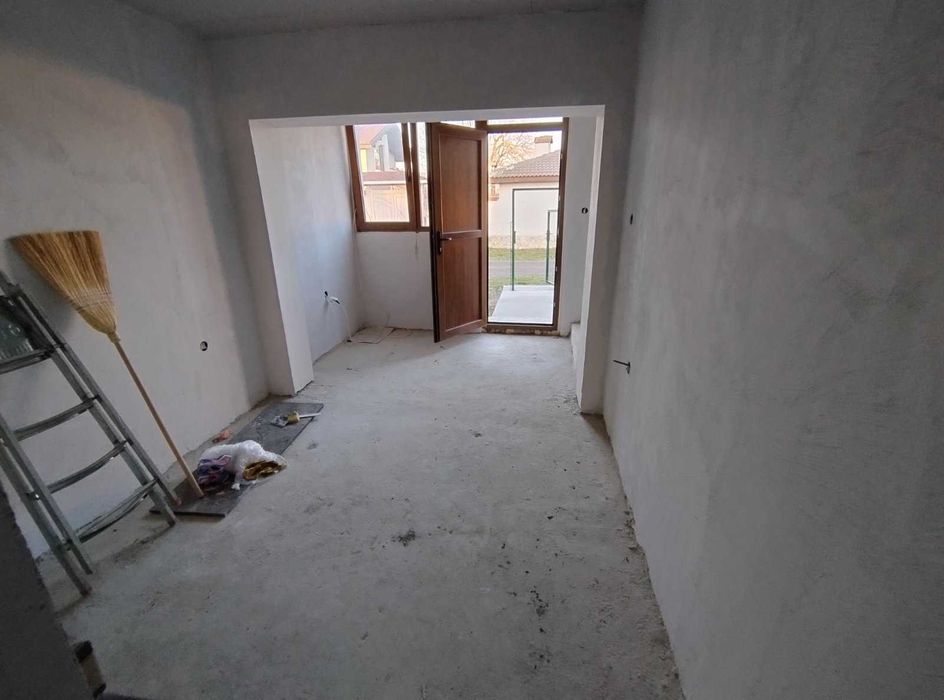 Продава се Къща в с. Доброглед, Област Варна - 160 кв.м за 1157 €/кв.м - Снимка #2