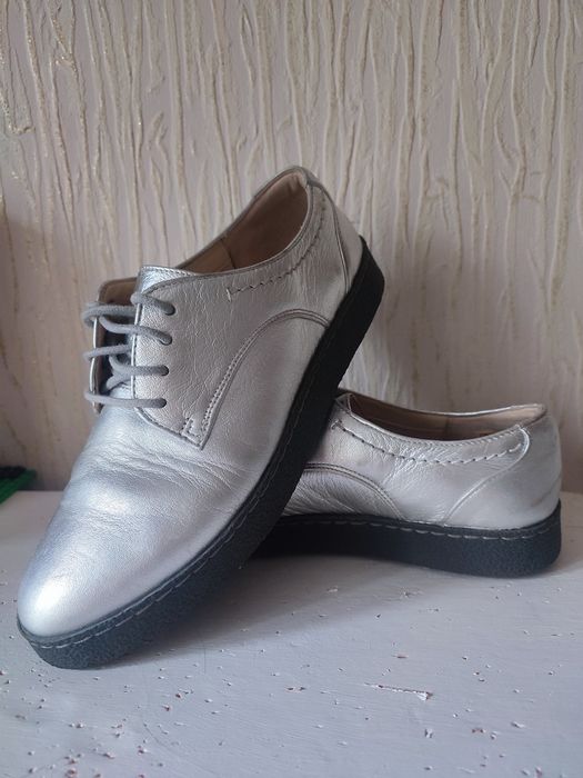 Продам кожаные туфли!