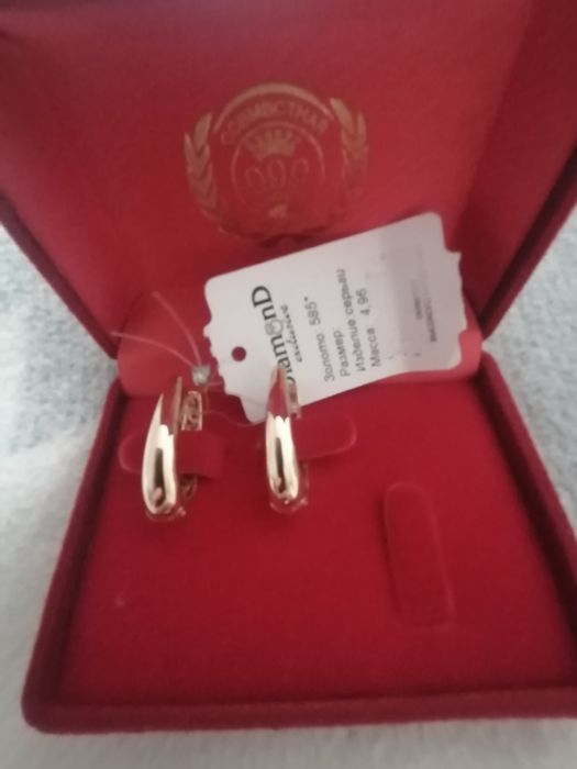 Золотые серьги, весомые качественные