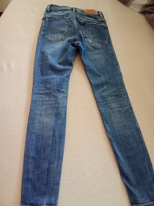 Детски дънки за момиче