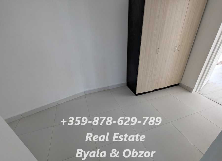 Просторен двустаен апоартамент с 2 бани и с голяма тераса