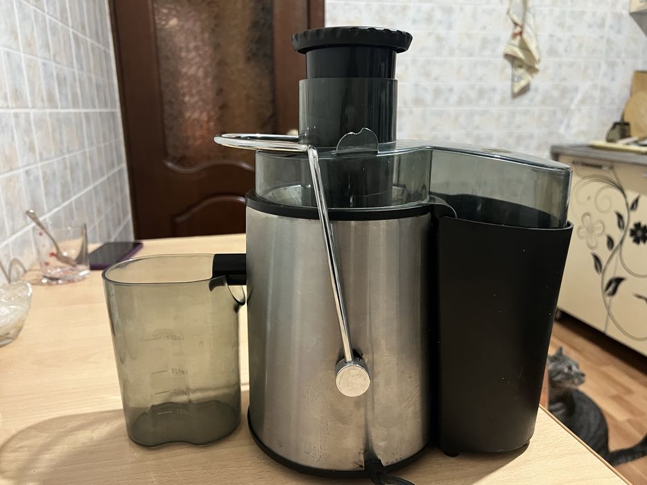Продам соковыжималку